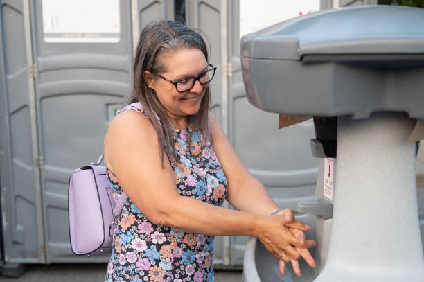 Best Wedding porta potty rental  in West Branch, IA
